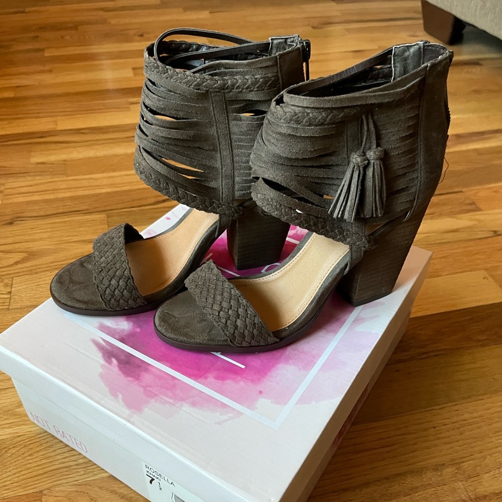 Ladies heels